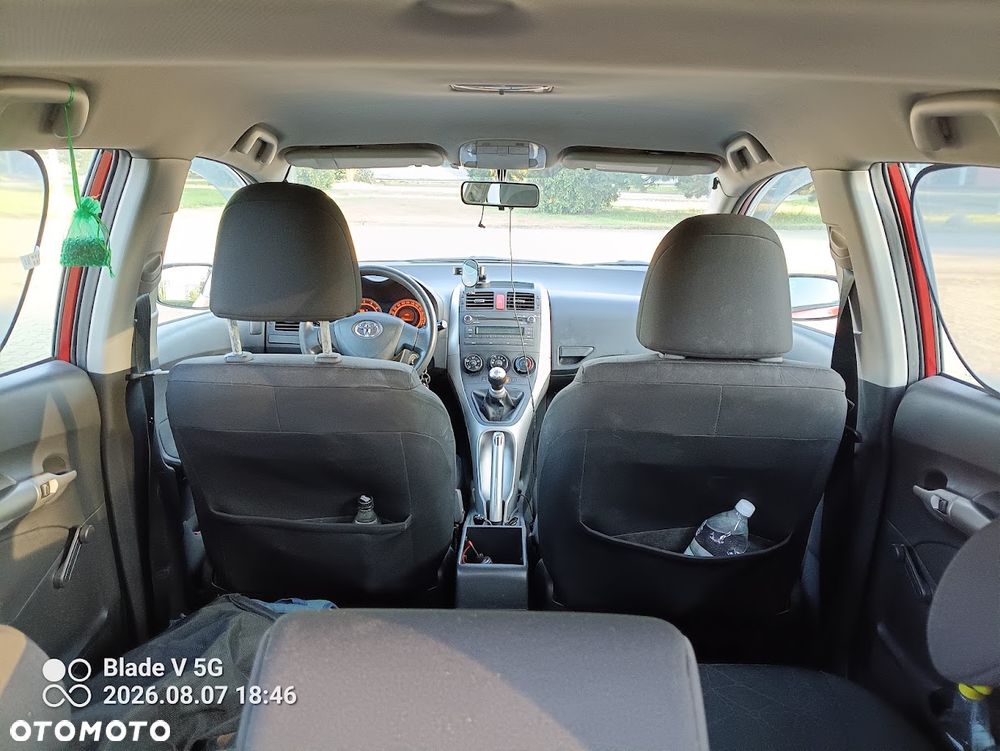 Toyota Auris 1.4 VVT-i Terra - 3