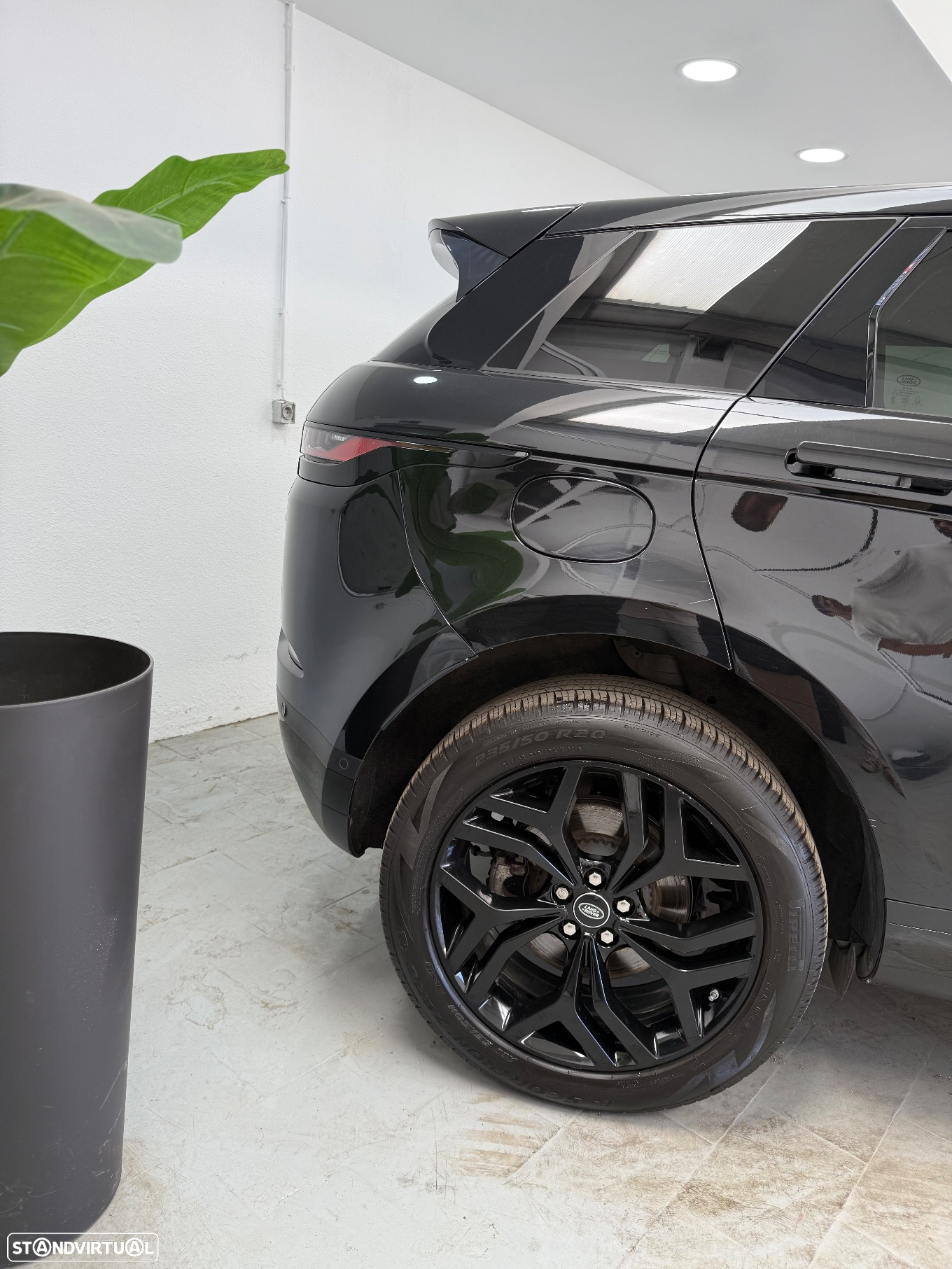 Land Rover Range Rover Evoque 1.5 P300e AWD R-Dynamic HSE Auto - 31