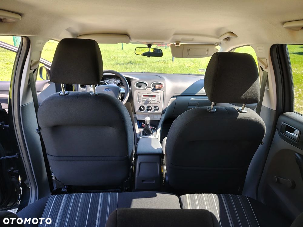 Ford Focus 1.6 TDCi Ambiente - 12