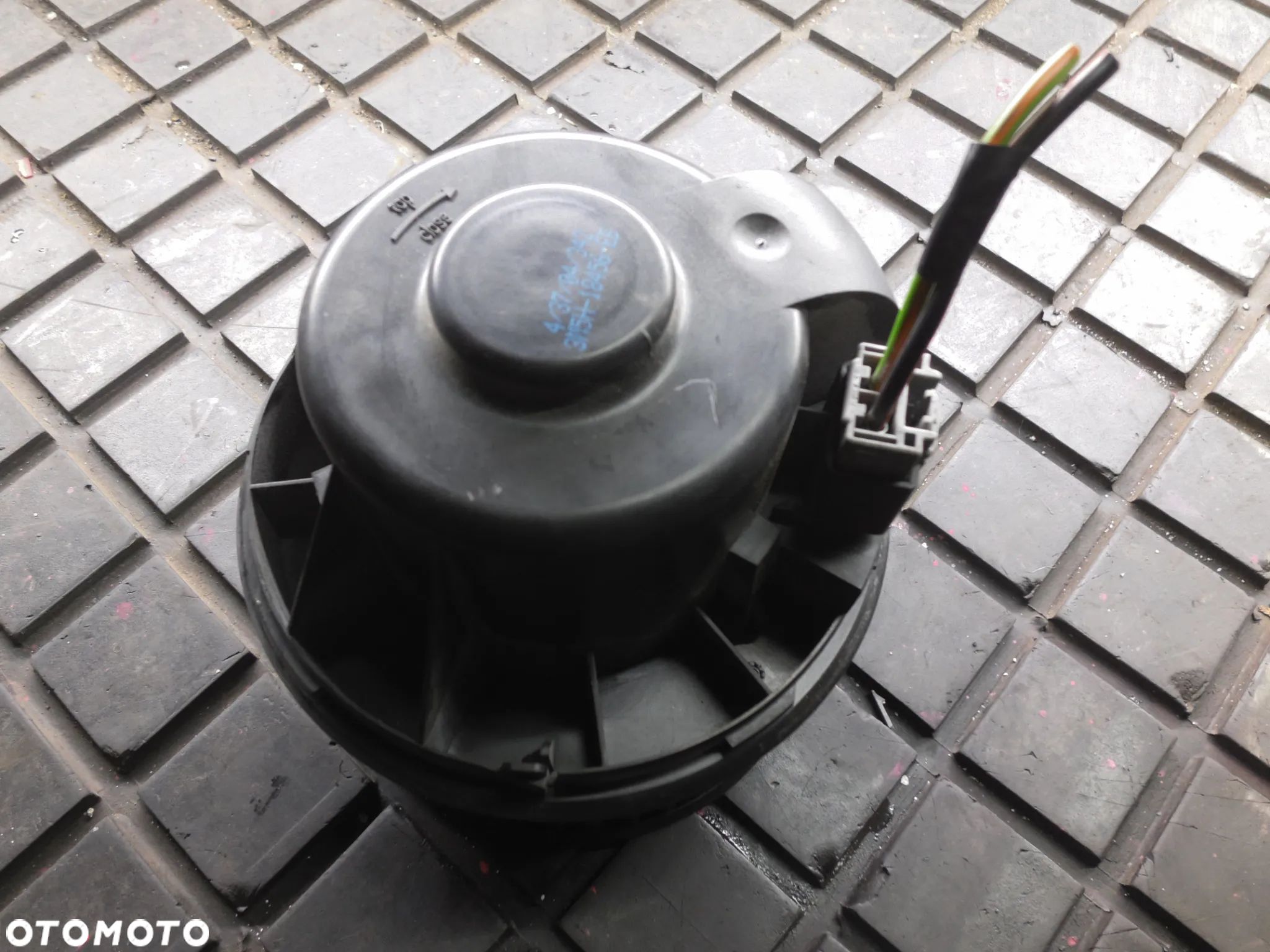 WENTYLATOR DMUCHAWA FORD FOCUS MK2 3M5H-18456-EB + WTYCZKA INSTALACJA - 1