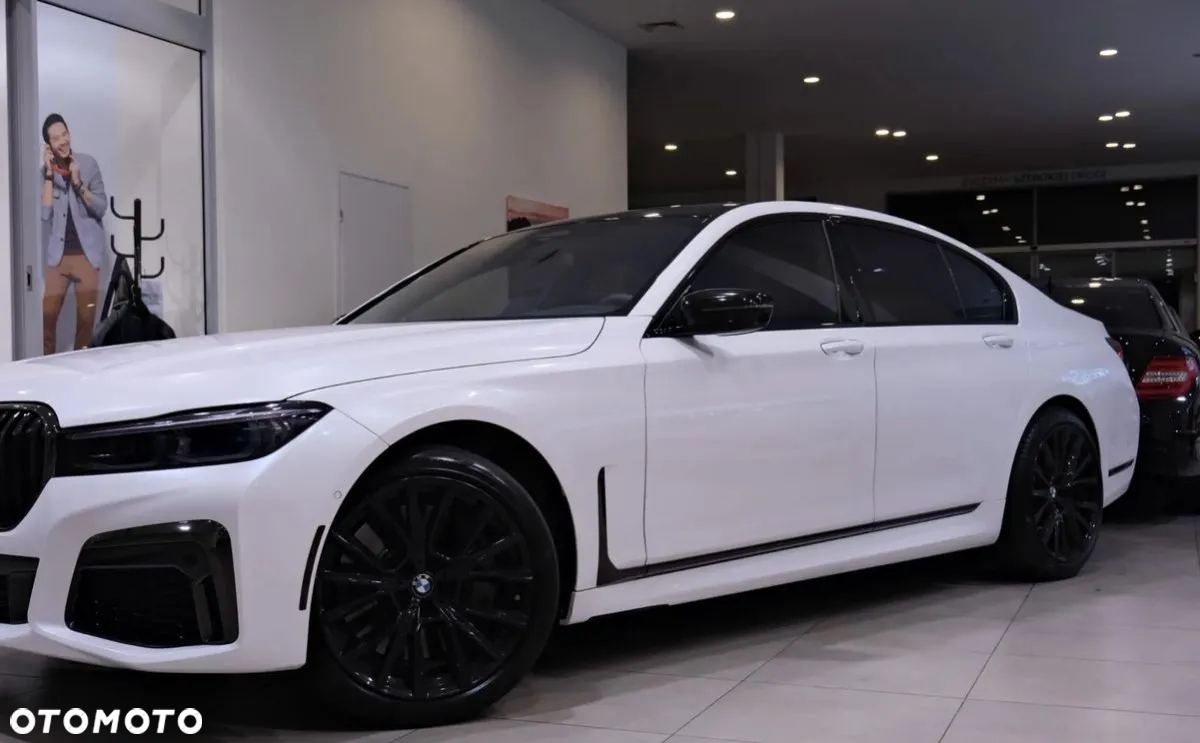 BMW Seria 7 750Li xDrive sport - 23