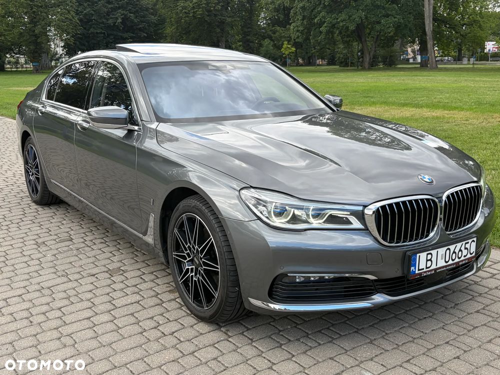BMW Seria 7 740Le iPerformance - 2