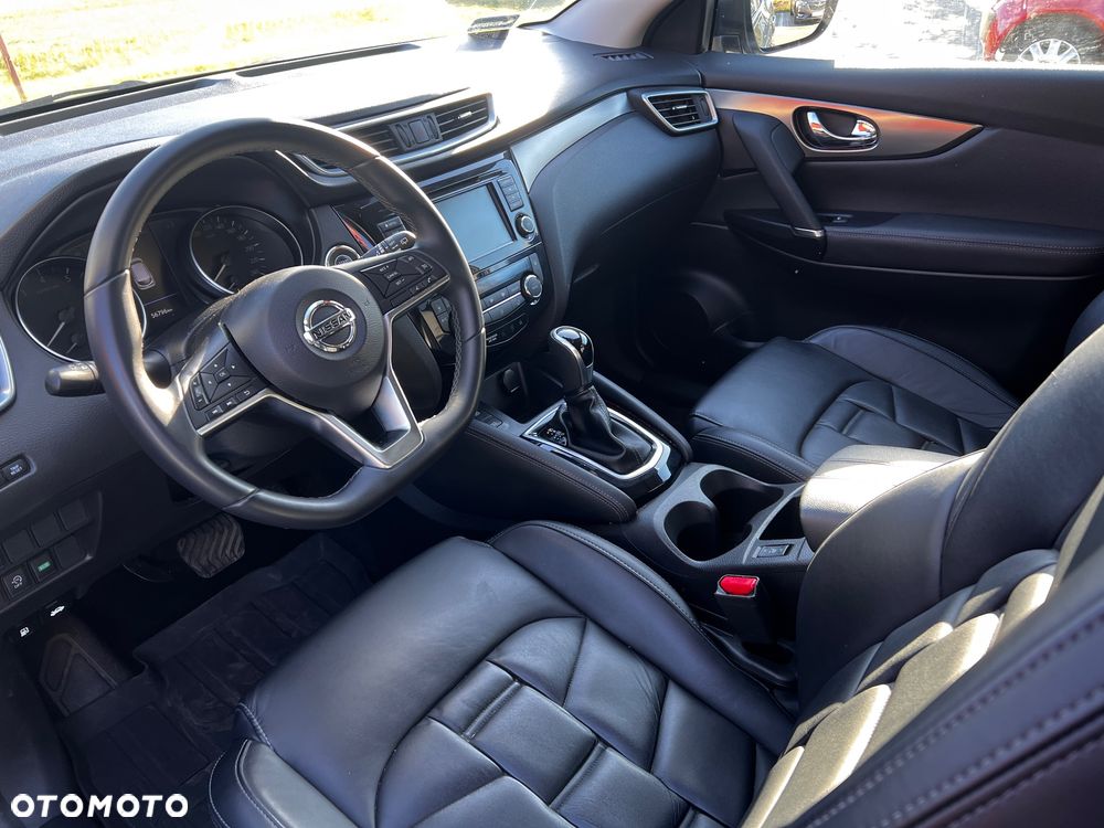 Nissan Qashqai 1.3 DIG-T N-Connecta DCT - 6