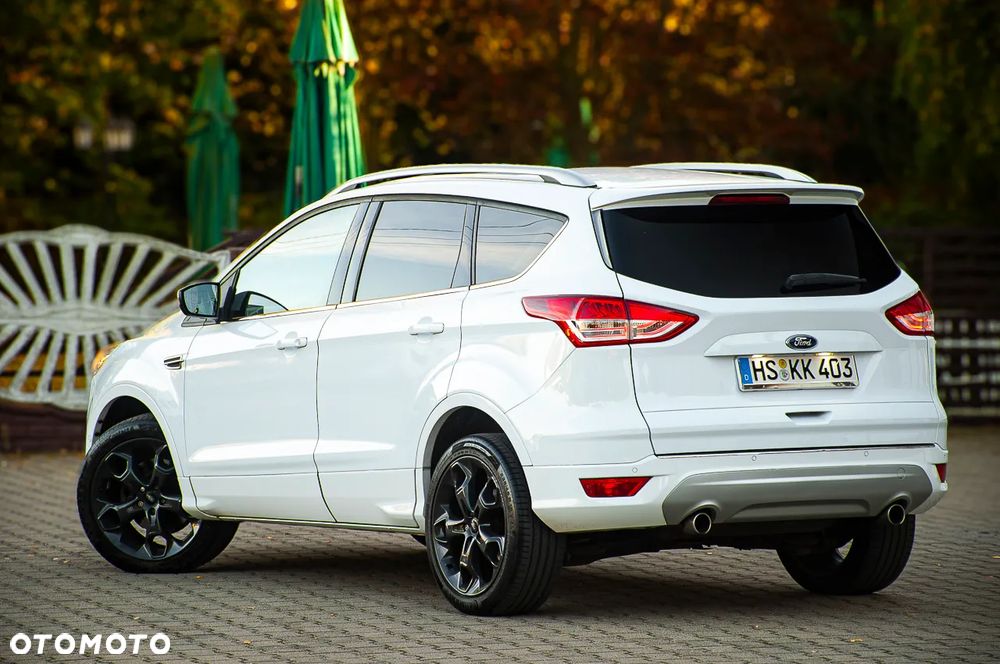 Ford Kuga 2.0 TDCi 4x4 Titanium - 22