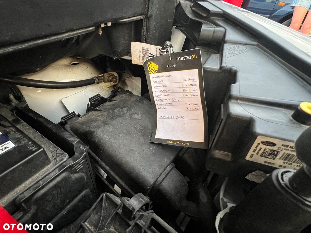 Ford Transit Connect - 27