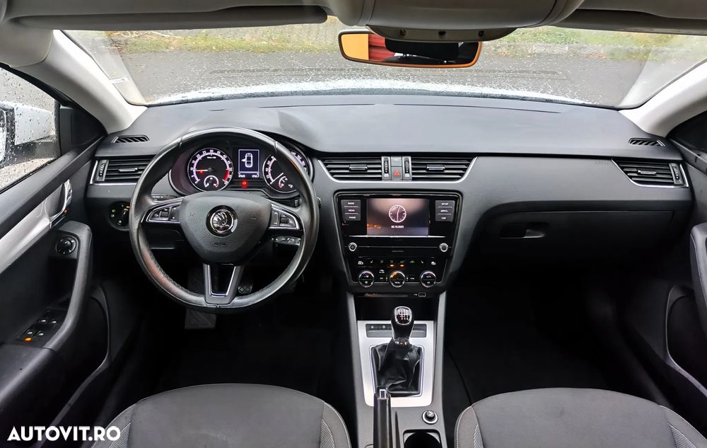 Skoda Octavia 2.0 TDI Style - 5