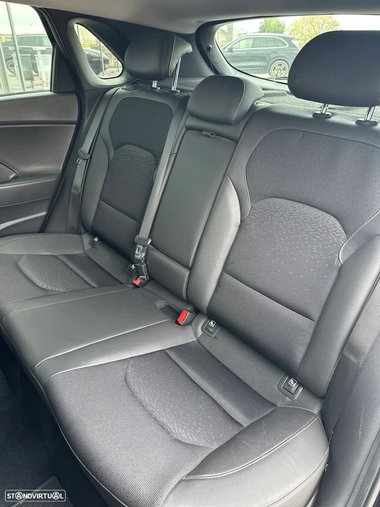 Hyundai i30 1.0 T-GDI Style+Navi - 16