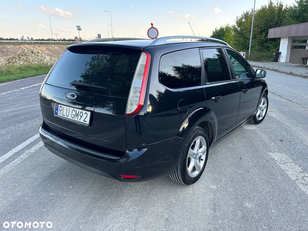 Ford Focus 1.8 Style+ - 8