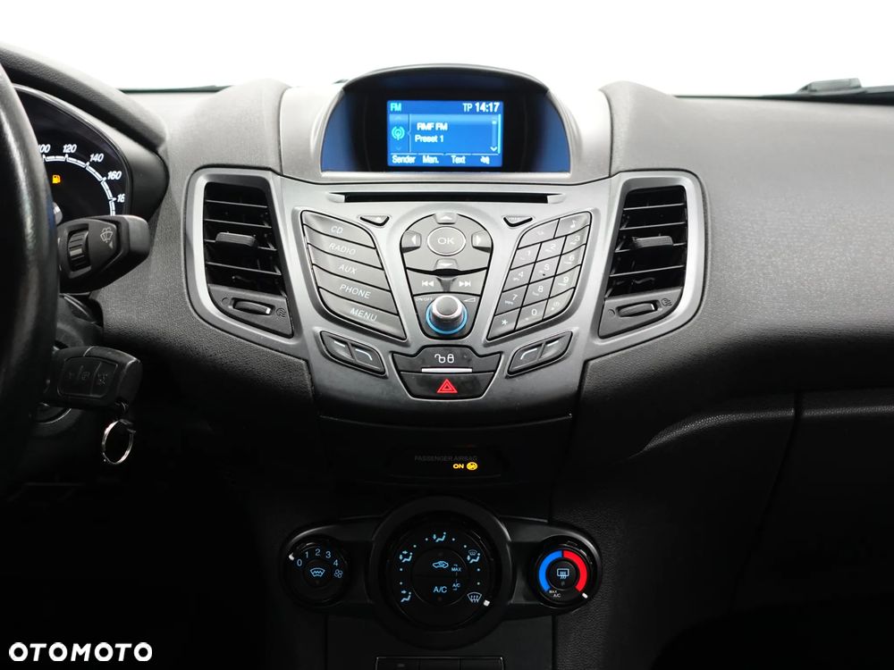 Ford Fiesta 1.0 Celebration - 35