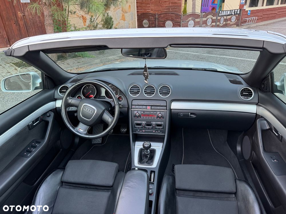 Audi A4 Cabrio 2.0 TDI DPF - 14