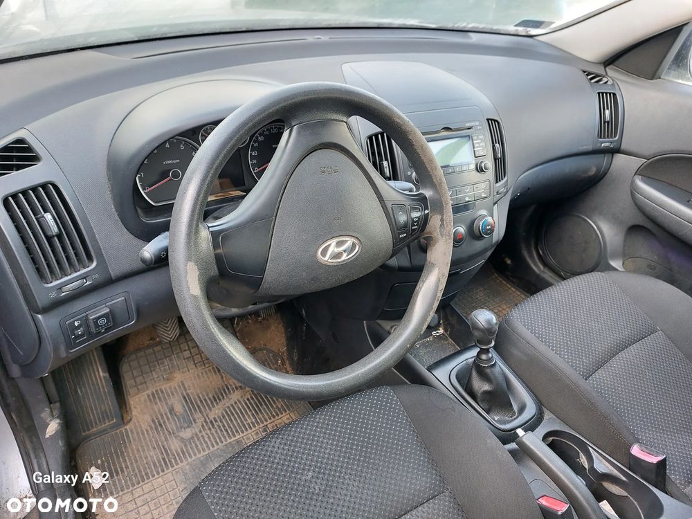 Maska HYUNDAI i30 1,4B 09R. lampy,drzwi,klapa...... - 5