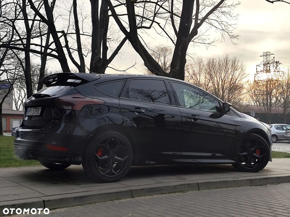 Ford Focus 2.0 EcoBoost ST - 6
