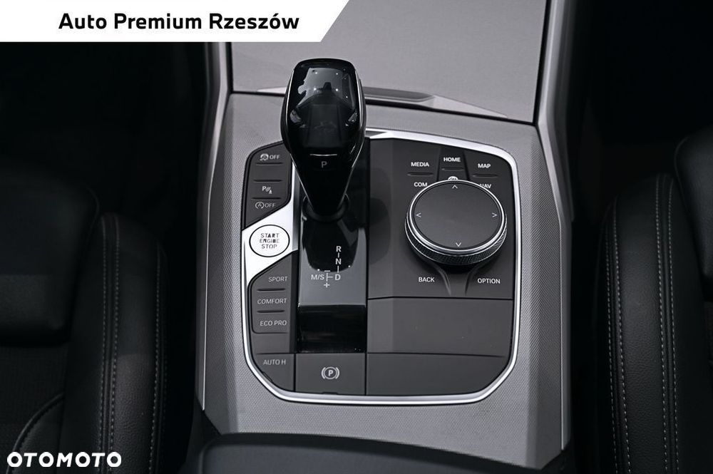 BMW Seria 3 318i Advantage - 17