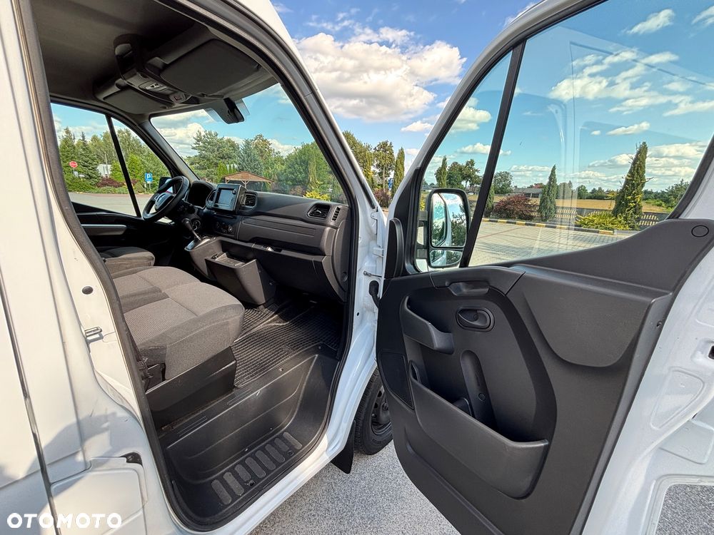 Renault Master - 25