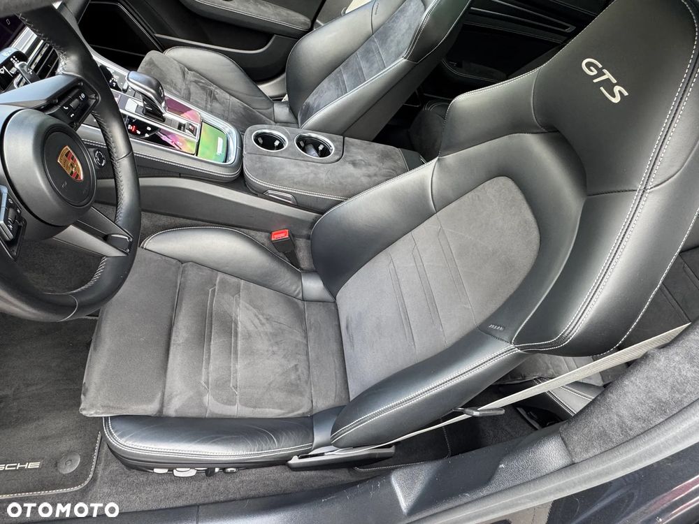 Porsche Panamera GTS - 18
