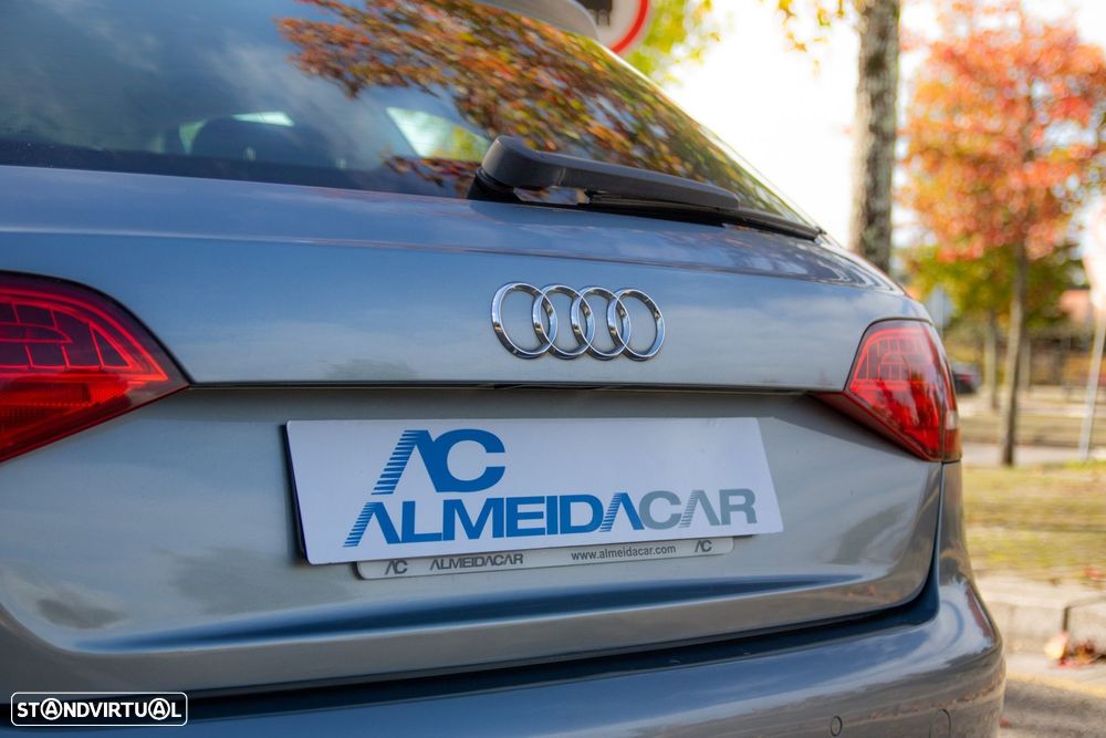 Audi A4 Avant 2.0 TDI Advance - 11