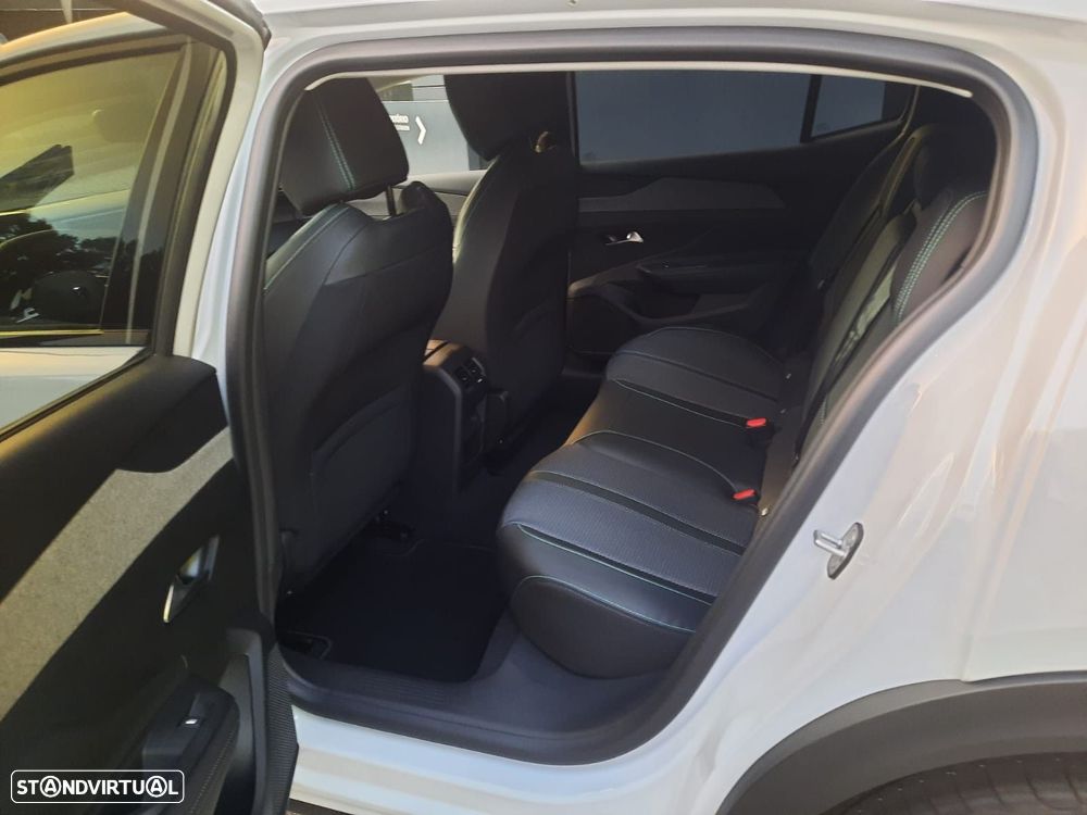 Peugeot 408 1.6 Hybrid Allure e-DCS7 - 8