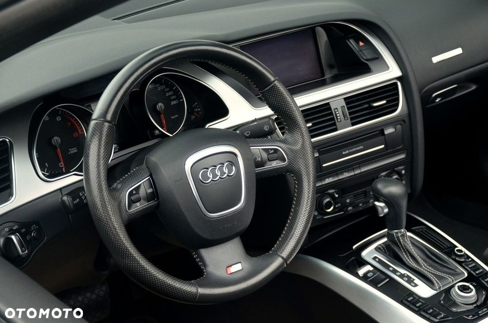 Audi A5 Cabrio - 13