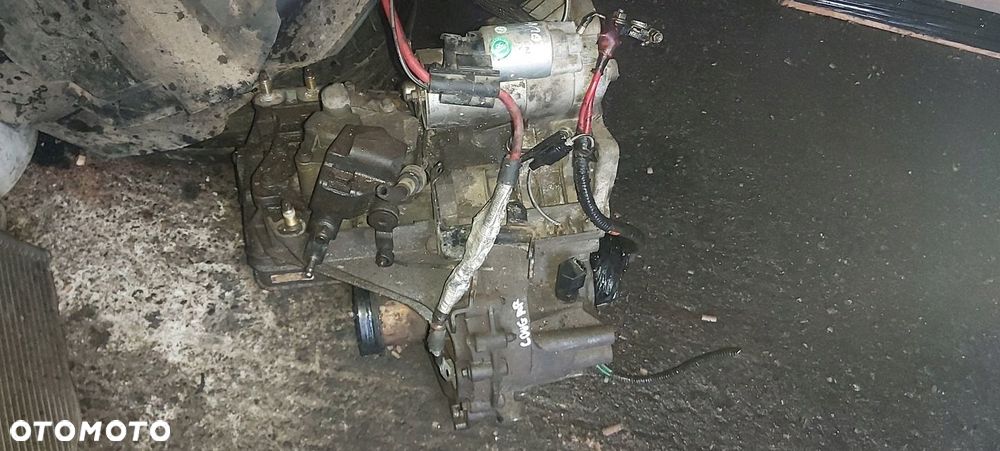 COUGAR 2.5 V6 125kW 170KM SKRZYNIA BIEGÓW 98ZTHA