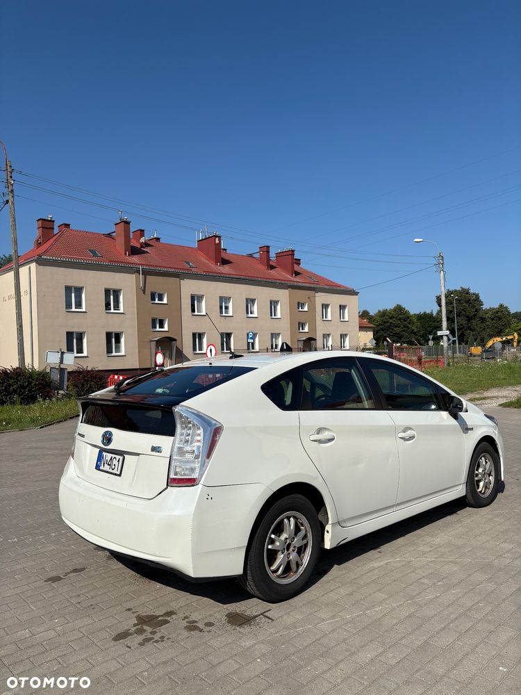 Toyota Prius - 8