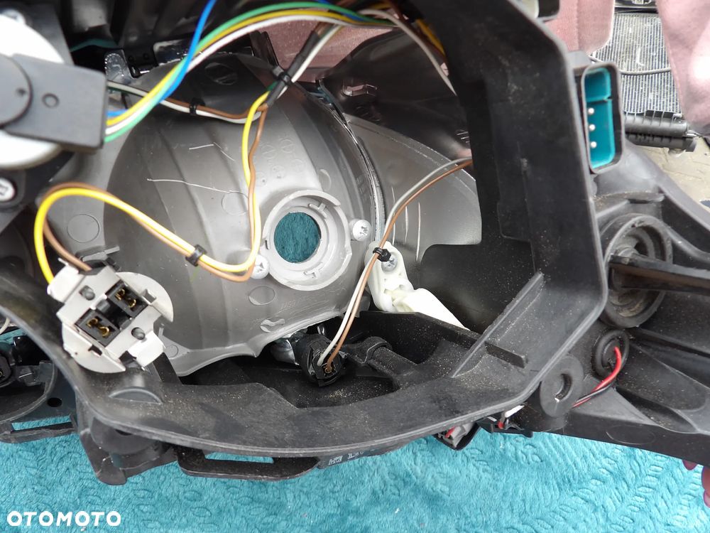 BMW - E60 - LEWA LAMPA PRZEDNIA - PRZED LIFT - H7 - UK - 8