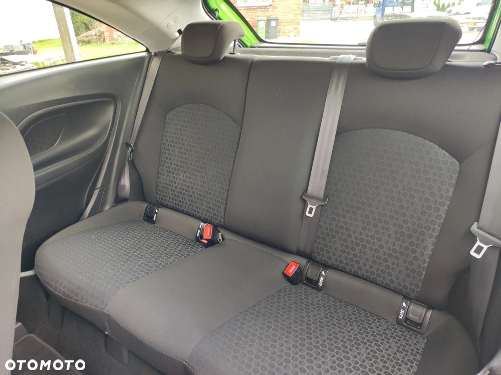Opel Corsa - 27