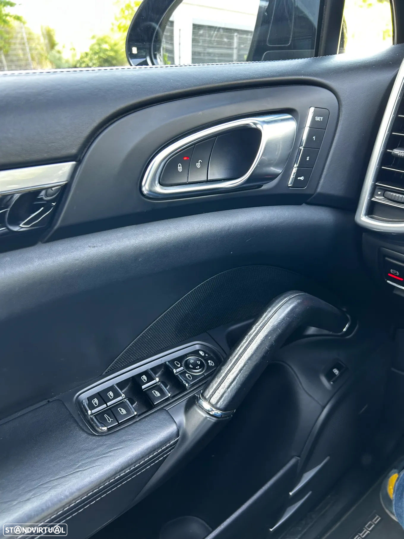 Porsche Cayenne S Hybrid - 15