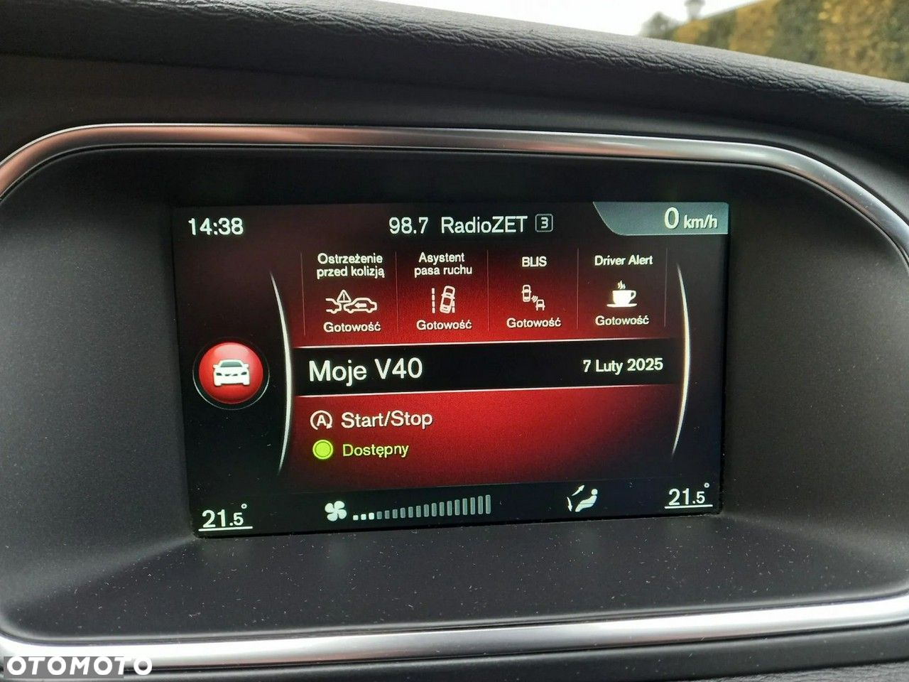 Volvo V40 Cross Country D2 Momentum - 34