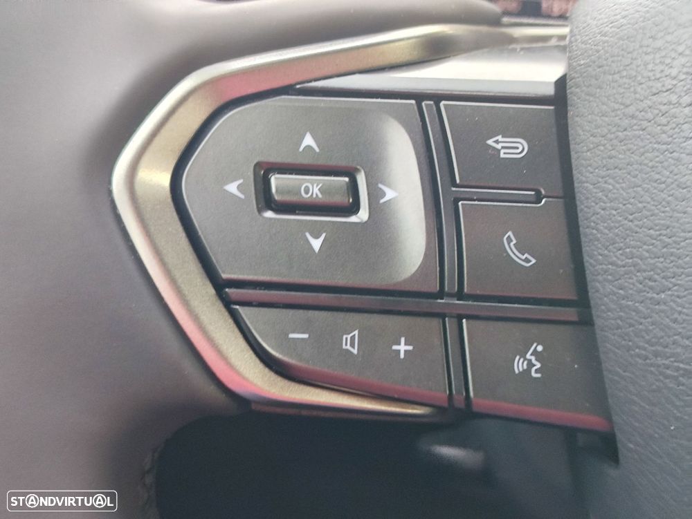 Lexus LBX Elegant - 29
