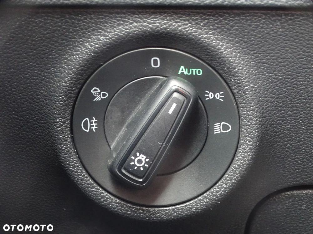 Skoda Karoq 2.0 TDI SCR DSG Style - 23