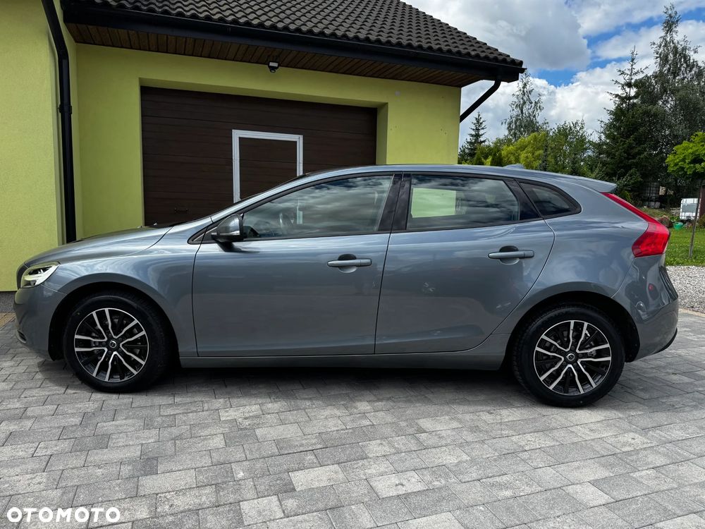 Volvo V40 D2 Momentum - 6