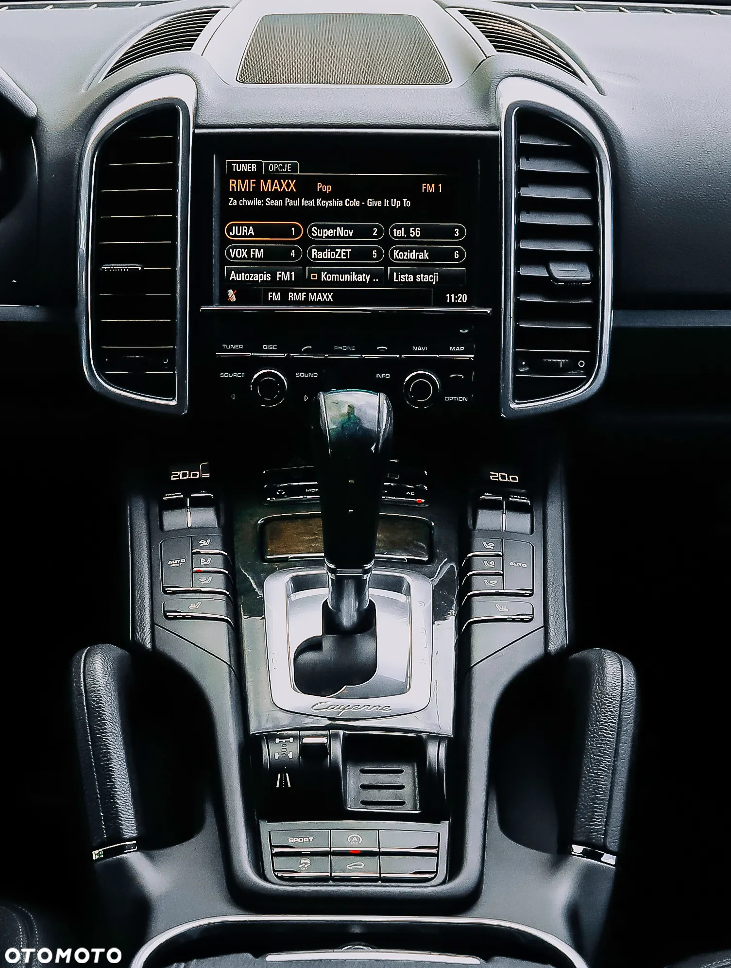 Porsche Cayenne S - 15