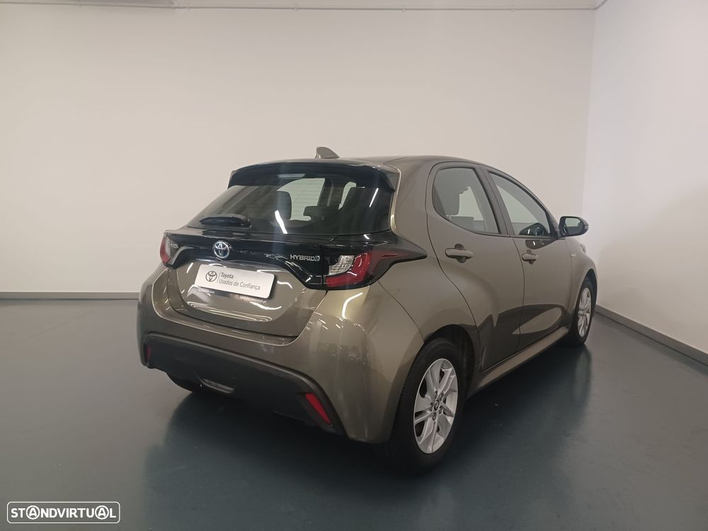 Toyota Yaris - 10