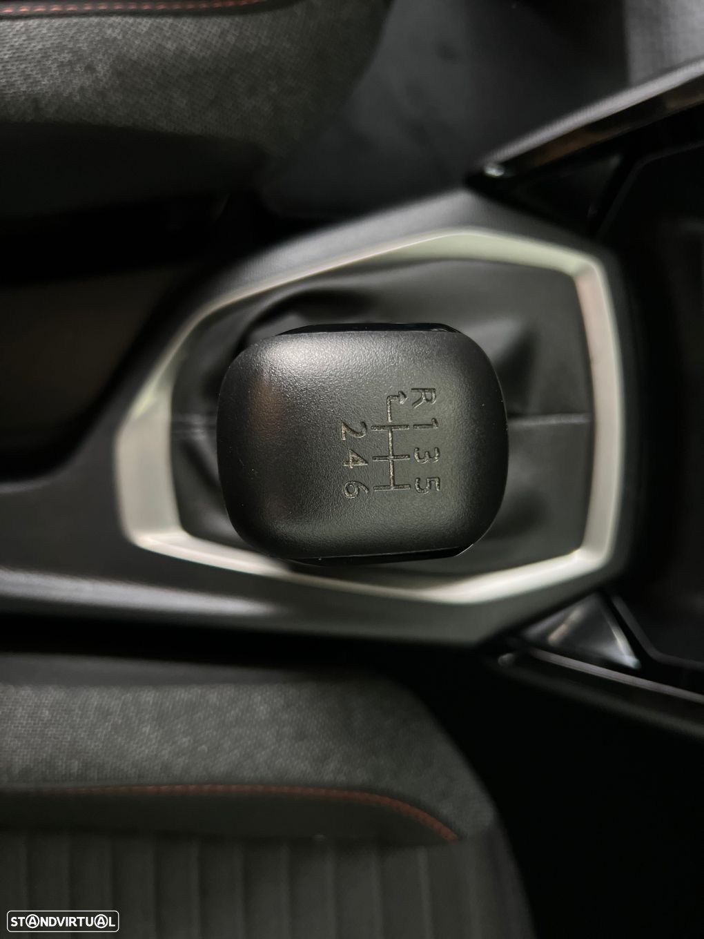 Peugeot 2008 1.5 BlueHDi Active Pack - 20