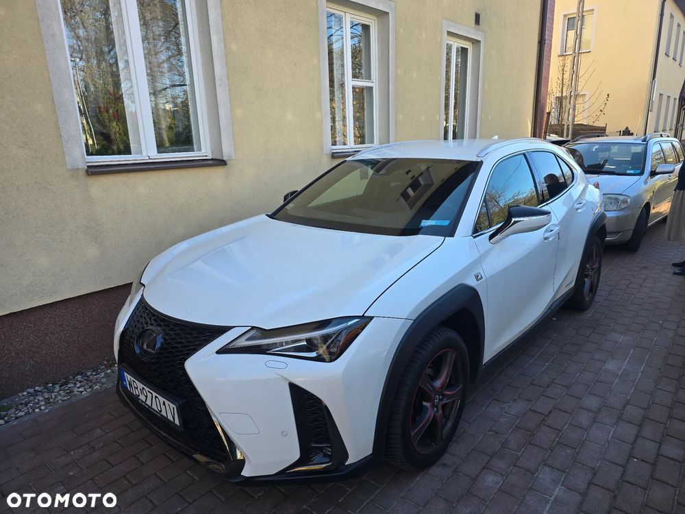 Lexus UX 250h F Sport AWD - 7