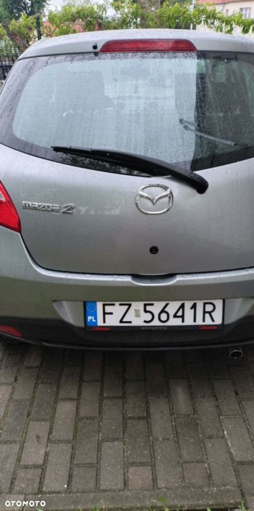 Mazda 2 - 5