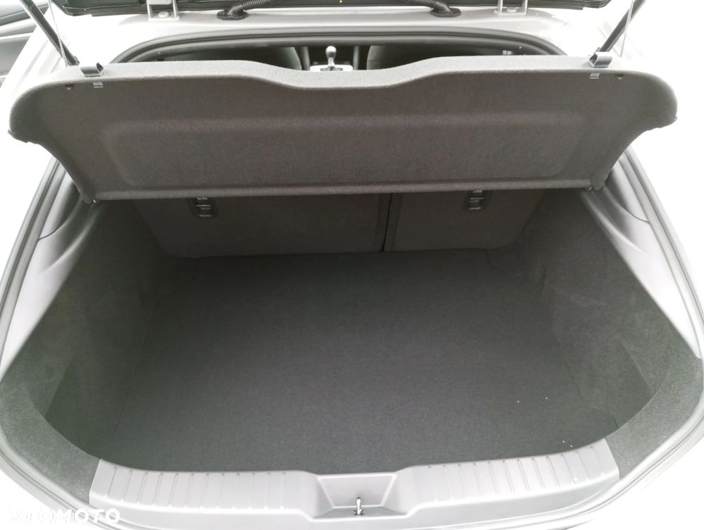 Mazda 3 - 13