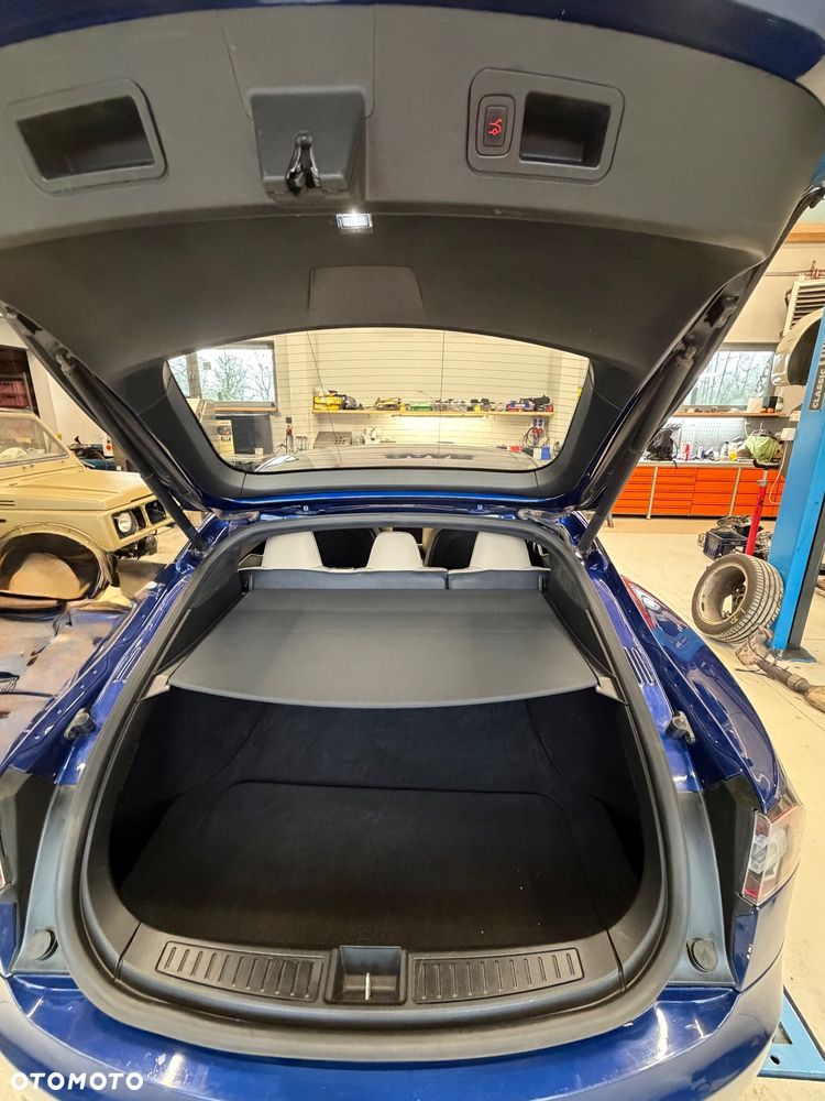 Tesla Model S 90D Allradantrieb - 9