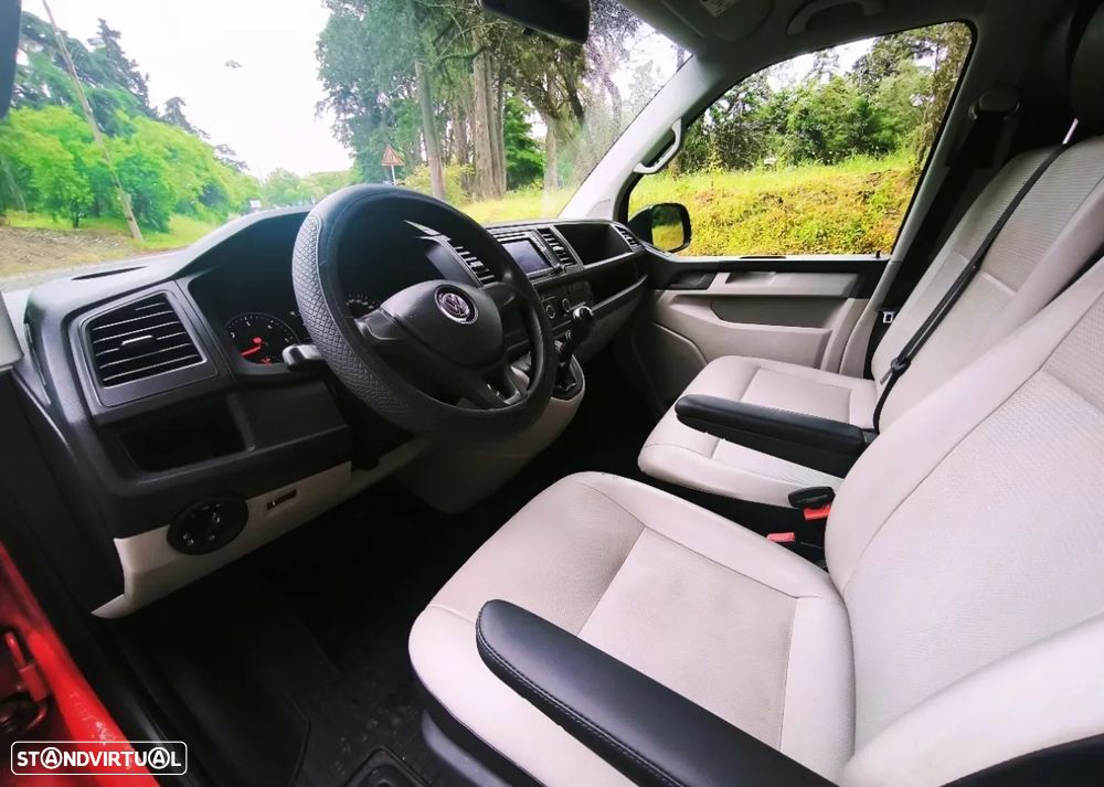 VW Transporter T6 - 12