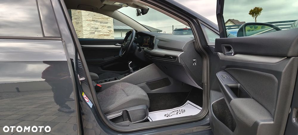 Volkswagen Golf 1.5 TSI BlueMotion ACT Comfortline - 24