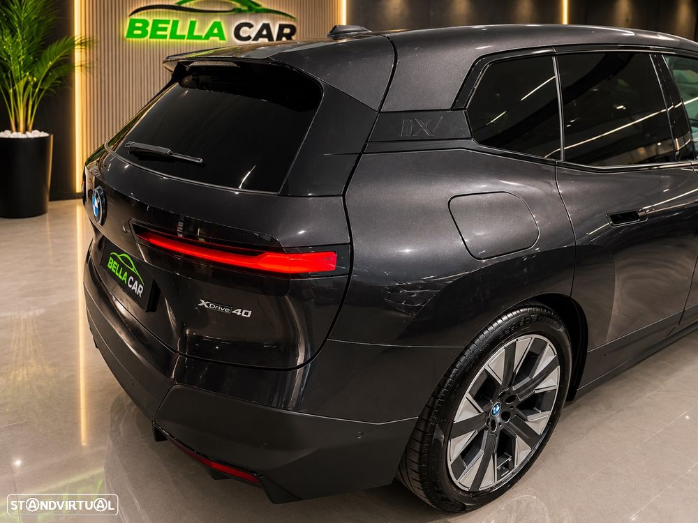 BMW iX xDrive 40 Pack Desportivo - 8