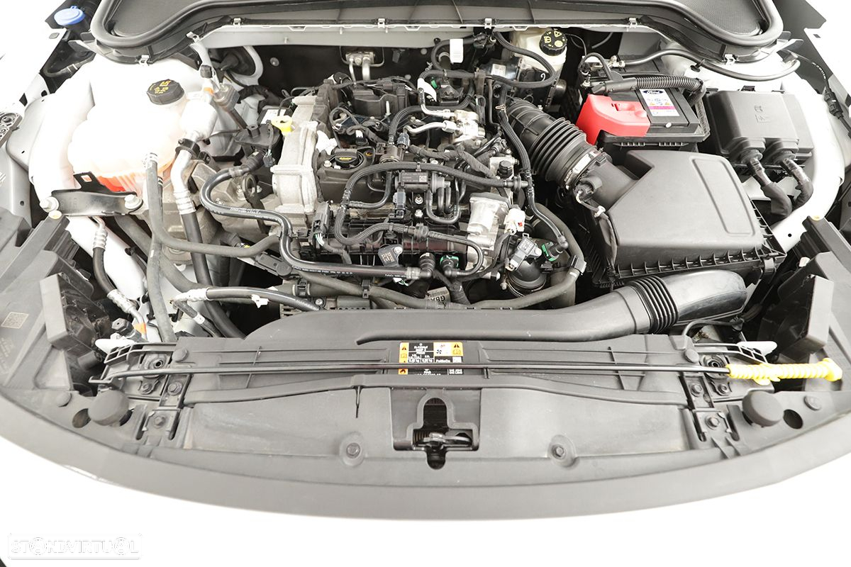 Ford Focus 1.0 EcoBoost MHEV Connected Design - 24