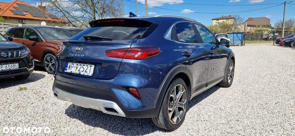 Kia XCeed - 13