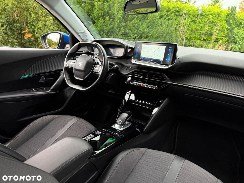 Peugeot 2008 BlueHDi 130 EAT8 Allure Pack - 16