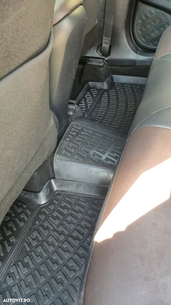 Toyota C-HR 1.8 HSD 4x2 CVT C-lassy - 32