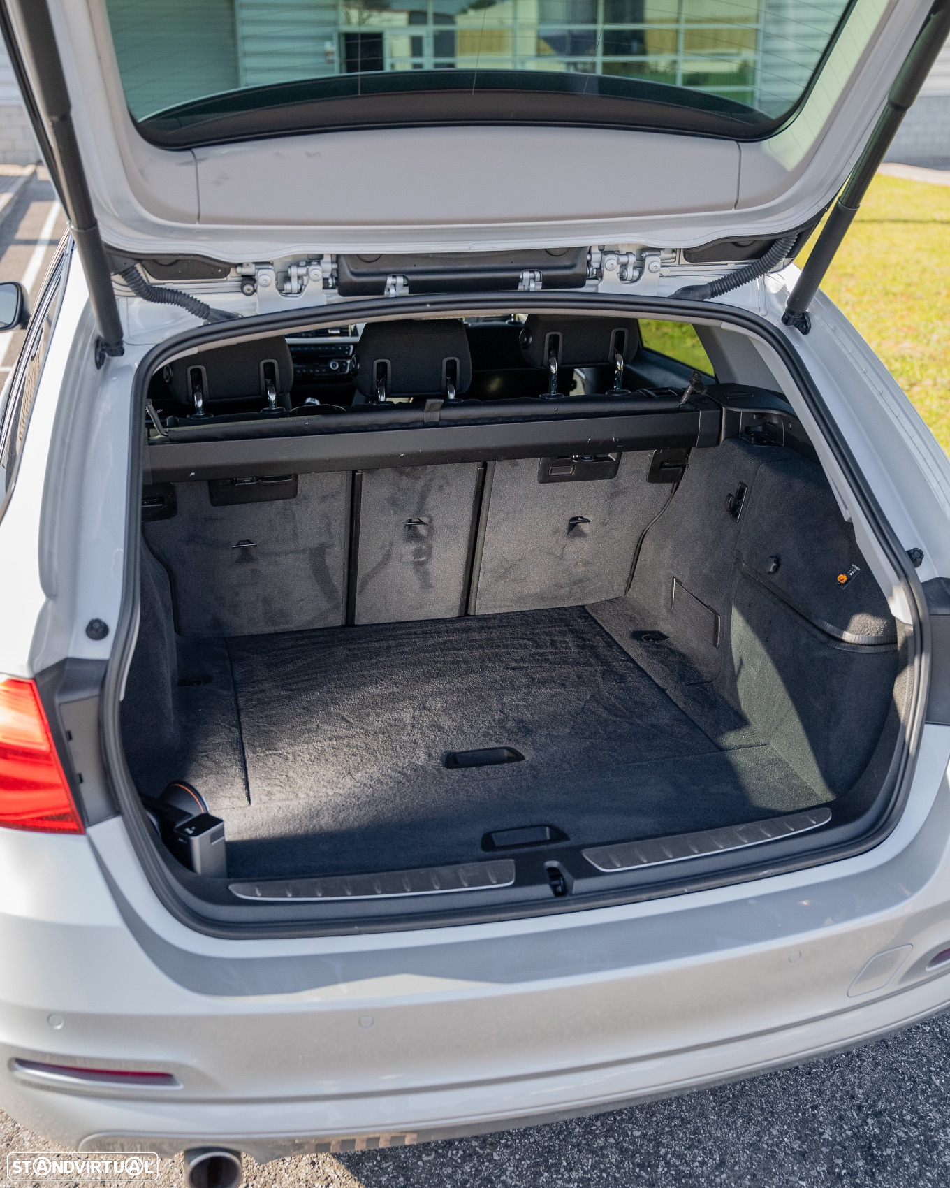 BMW 318 d Touring Aut. Advantage - 43
