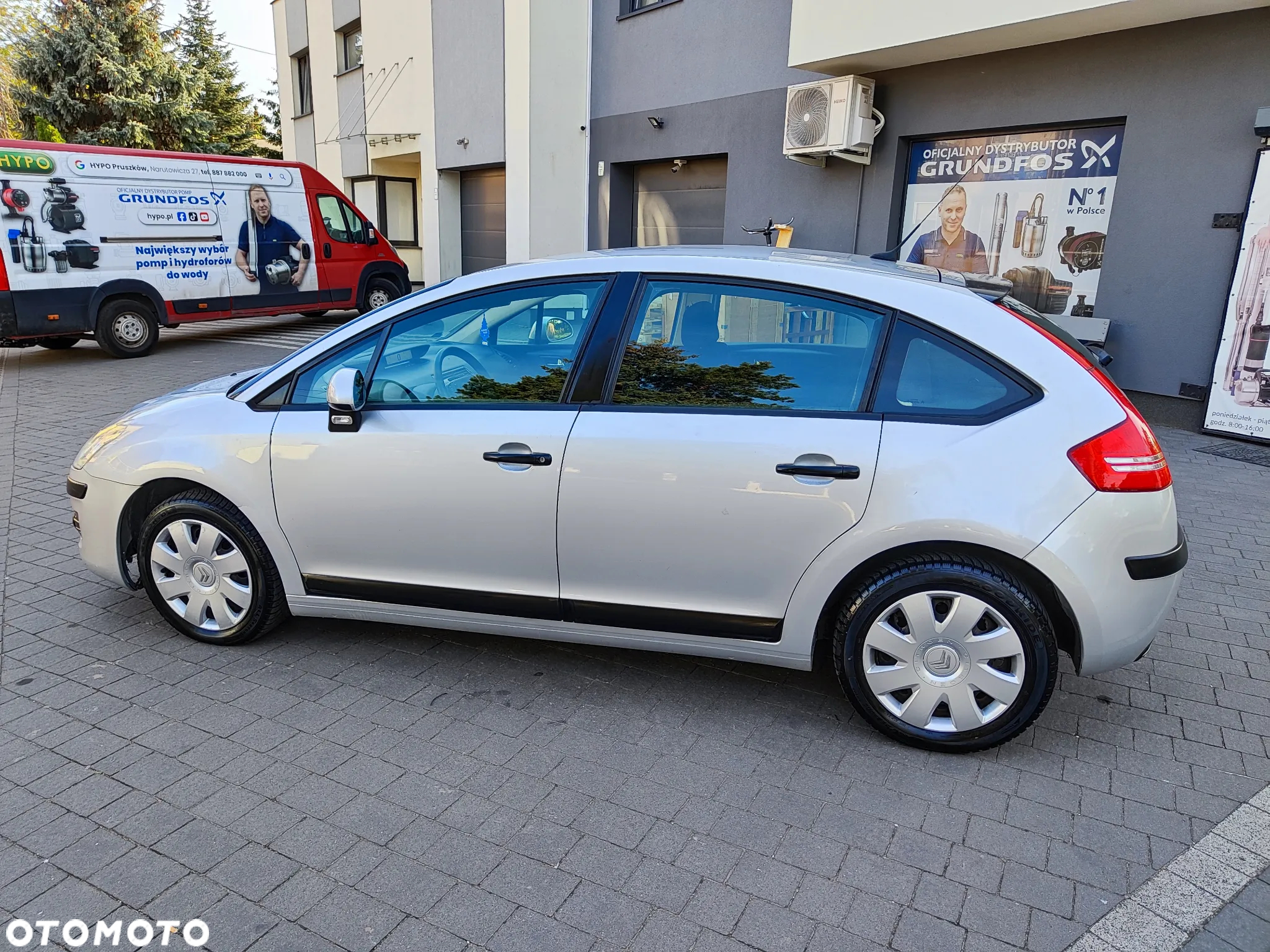 Citroën C4 1.4 16V X - 10