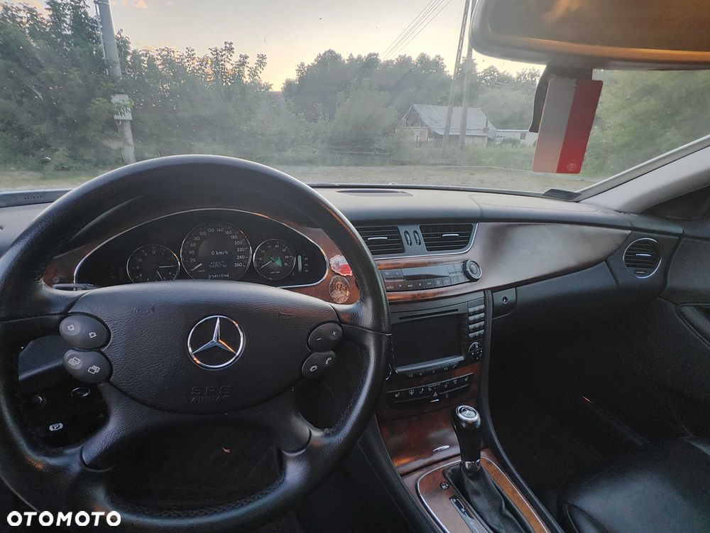 Mercedes-Benz CLS - 4