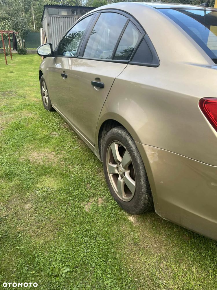 Chevrolet Cruze - 4