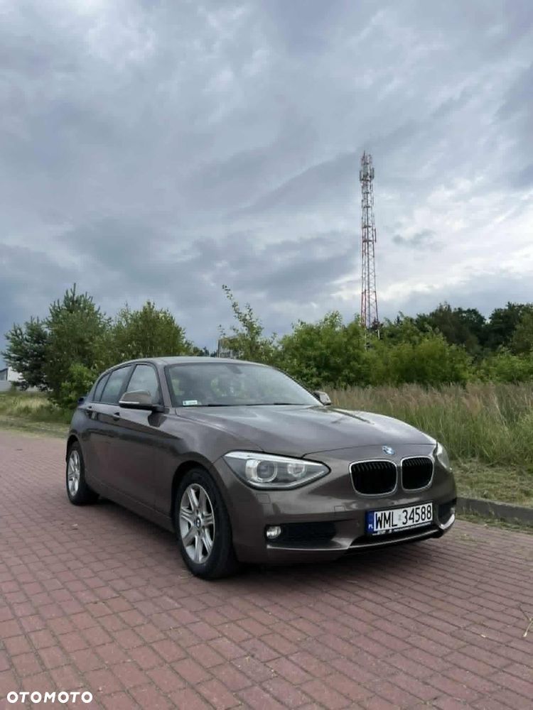 BMW Seria 1 116i - 5